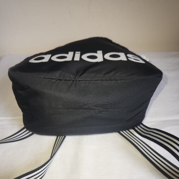 Small Adidas Backpack - Picture 3 of 11